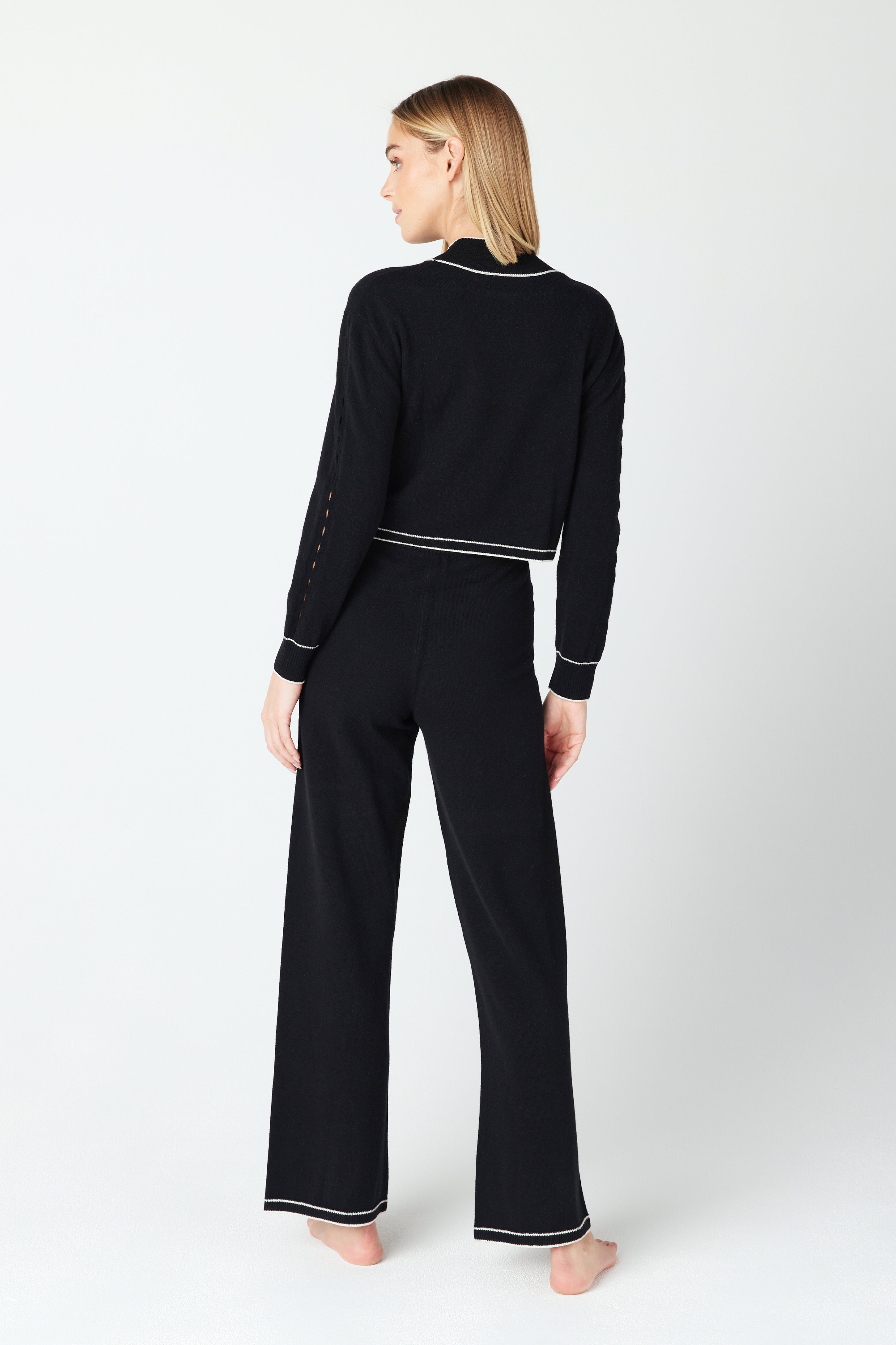 Black Cashmere Lounge Pullover