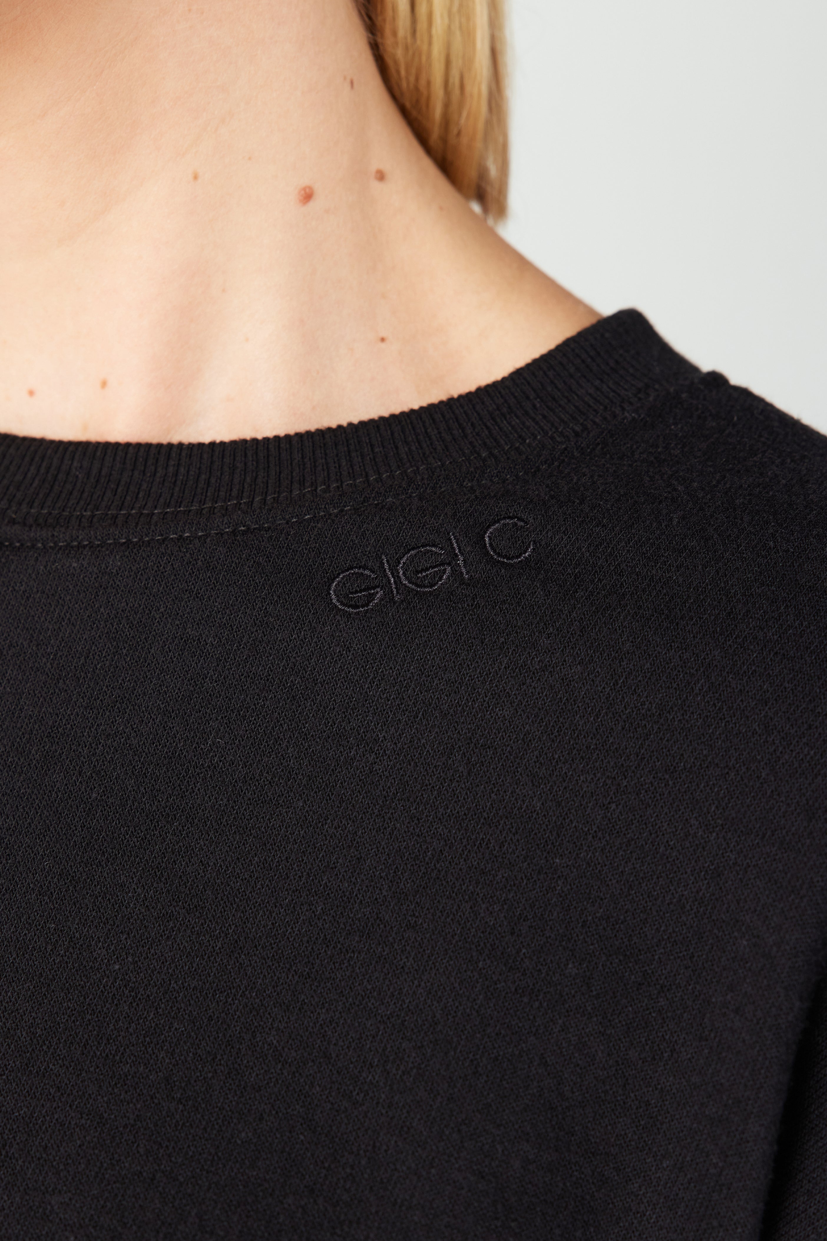 Black Fleece Lounge Pullover