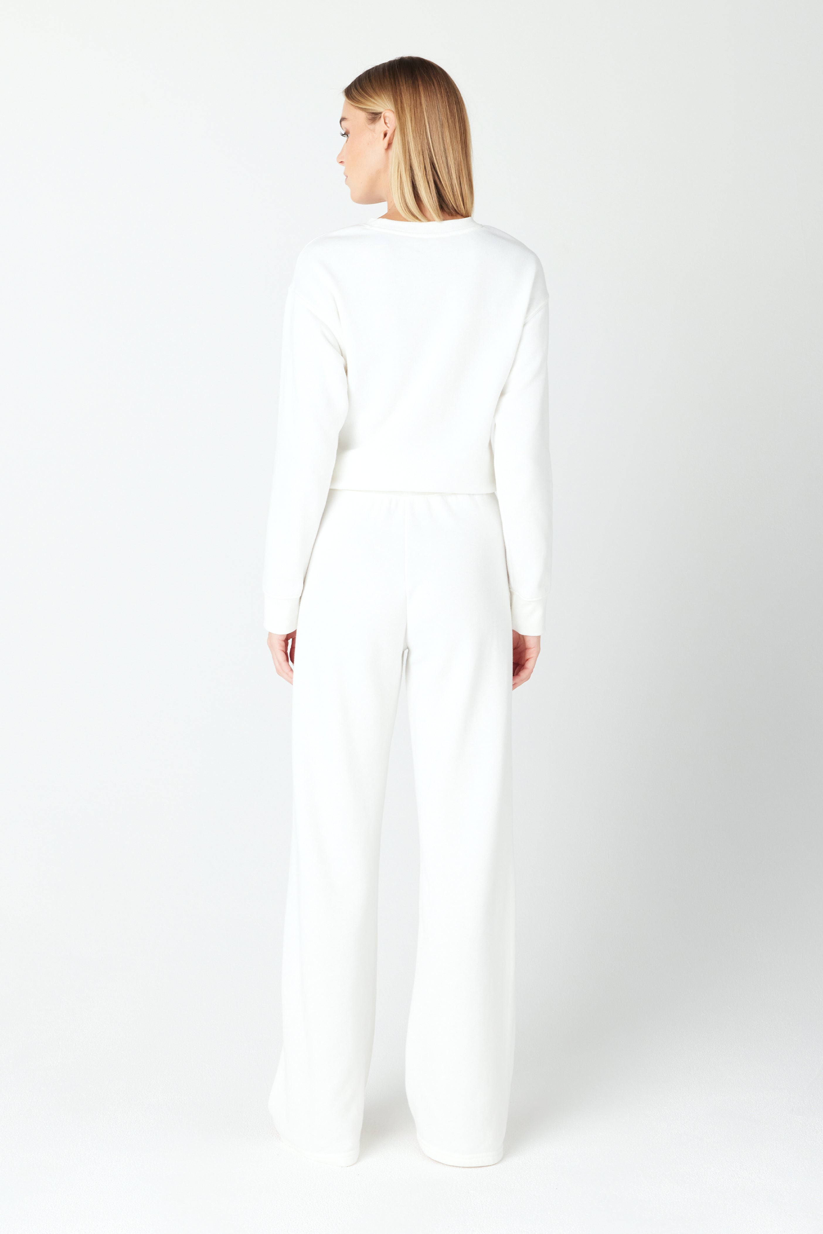 White Fleece Lounge Pullover